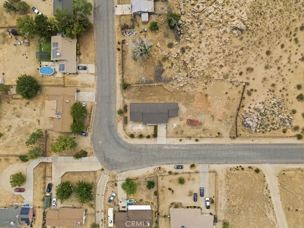 39609 179th E Palmdale, CA 93591