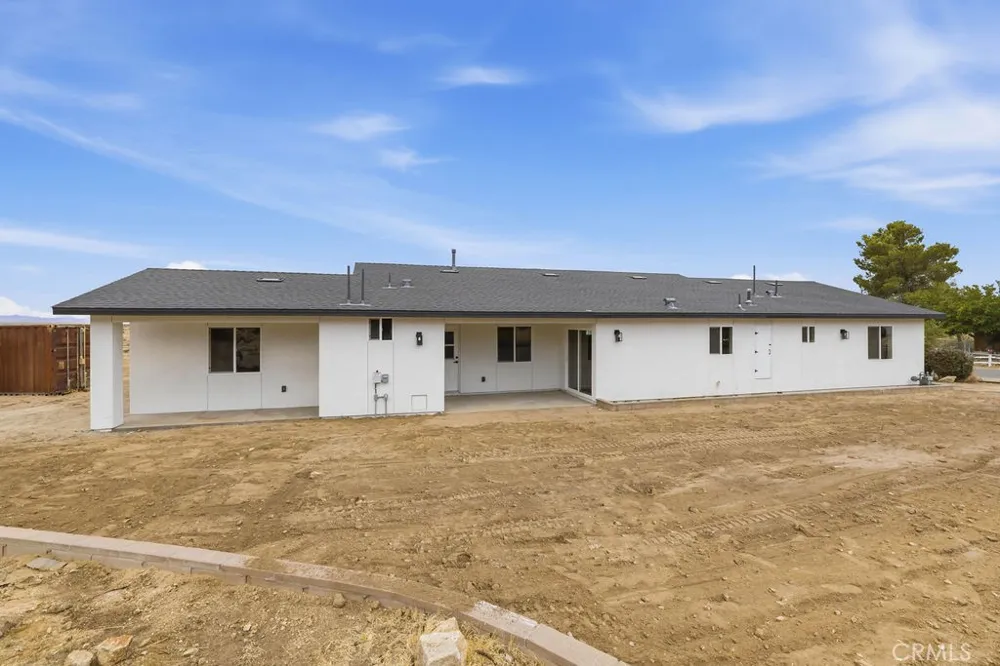 39609 179th E Palmdale, CA 93591