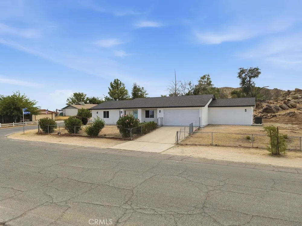 39609 179th E Palmdale, CA 93591