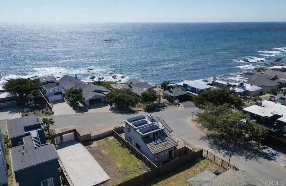 1980 Sherwood Drive Cambria, CA 93428
