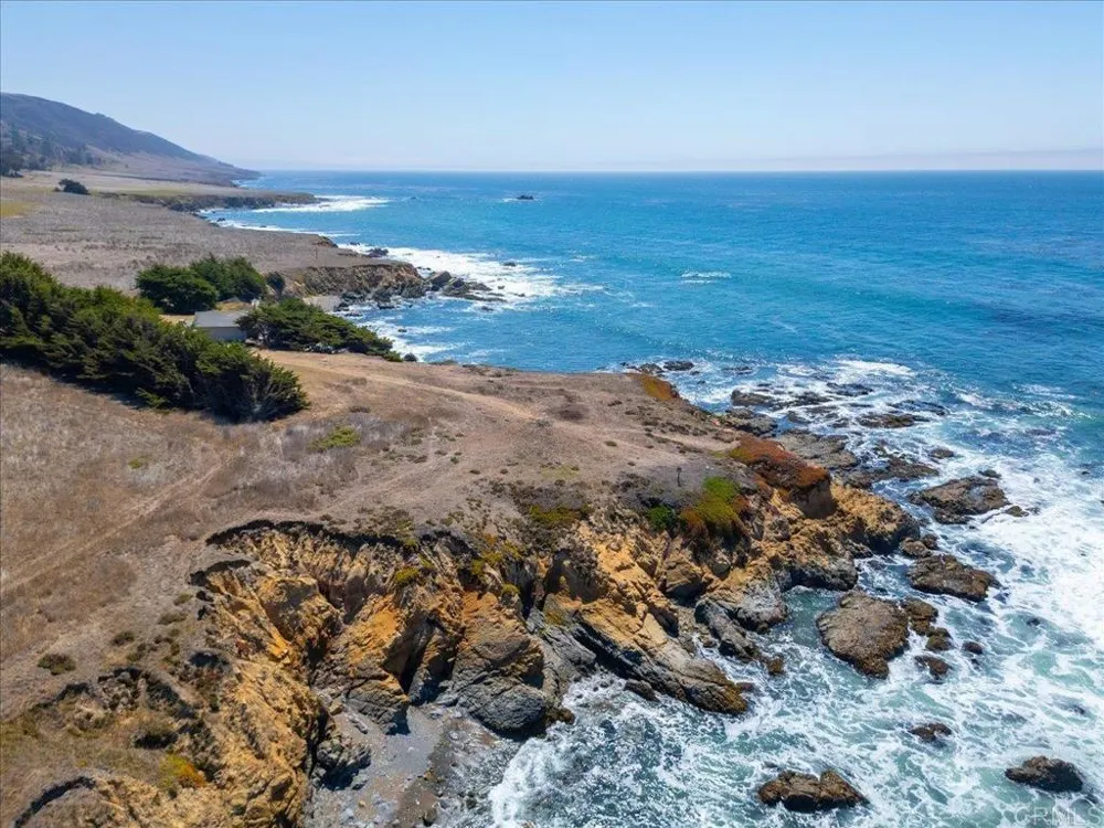 1980 Sherwood Drive Cambria, CA 93428