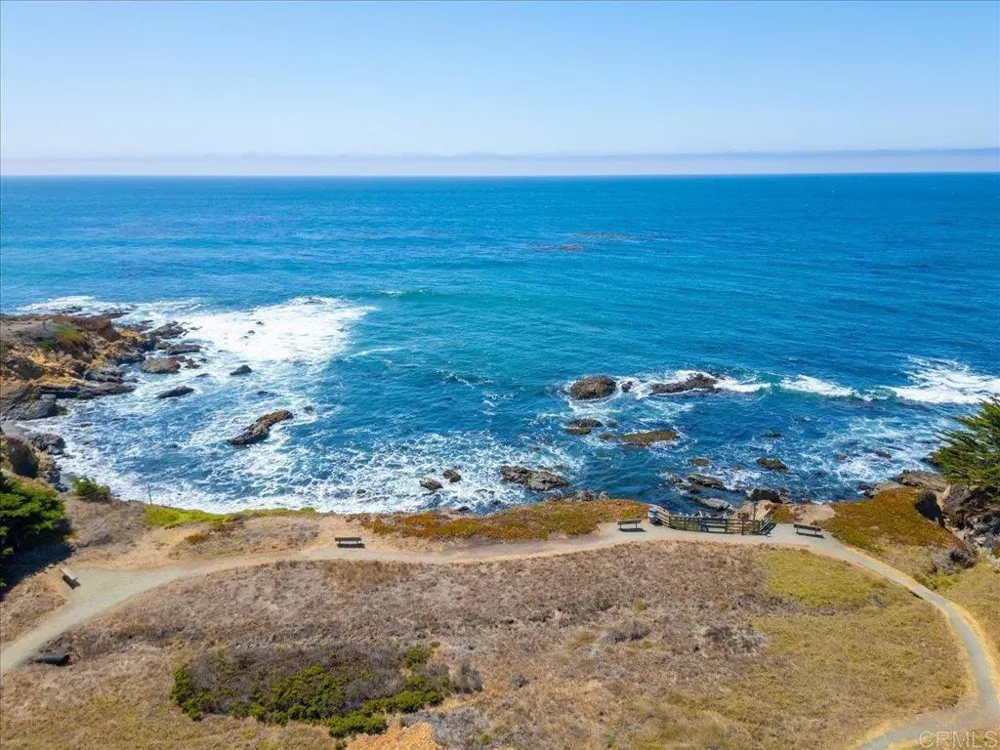 1980 Sherwood Drive Cambria, CA 93428
