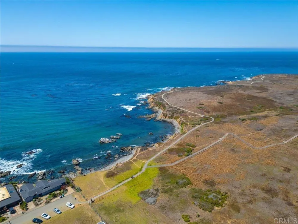 1980 Sherwood Drive Cambria, CA 93428