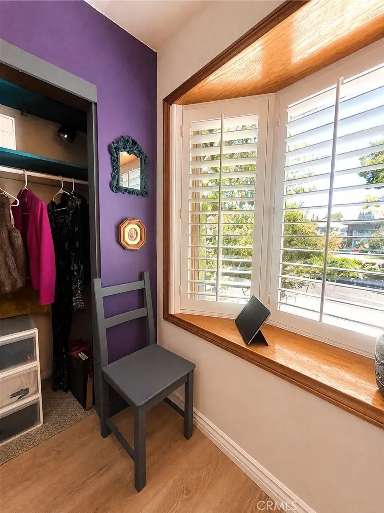 8012 Comanche Winnetka, CA 91306