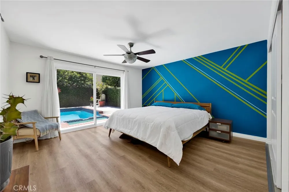 8012 Comanche Winnetka, CA 91306