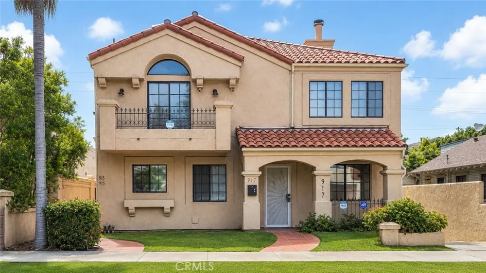 917 Euclid Avenue Long Beach, CA 90804