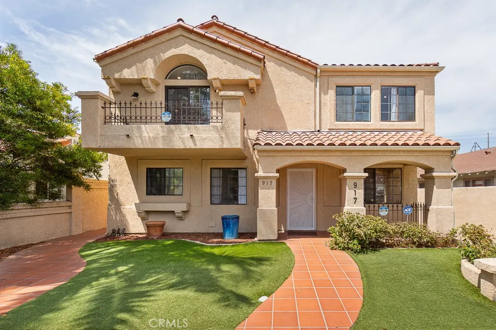 917 Euclid Avenue Long Beach, CA 90804
