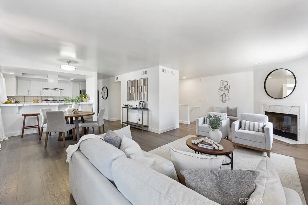 917 Euclid Avenue Long Beach, CA 90804