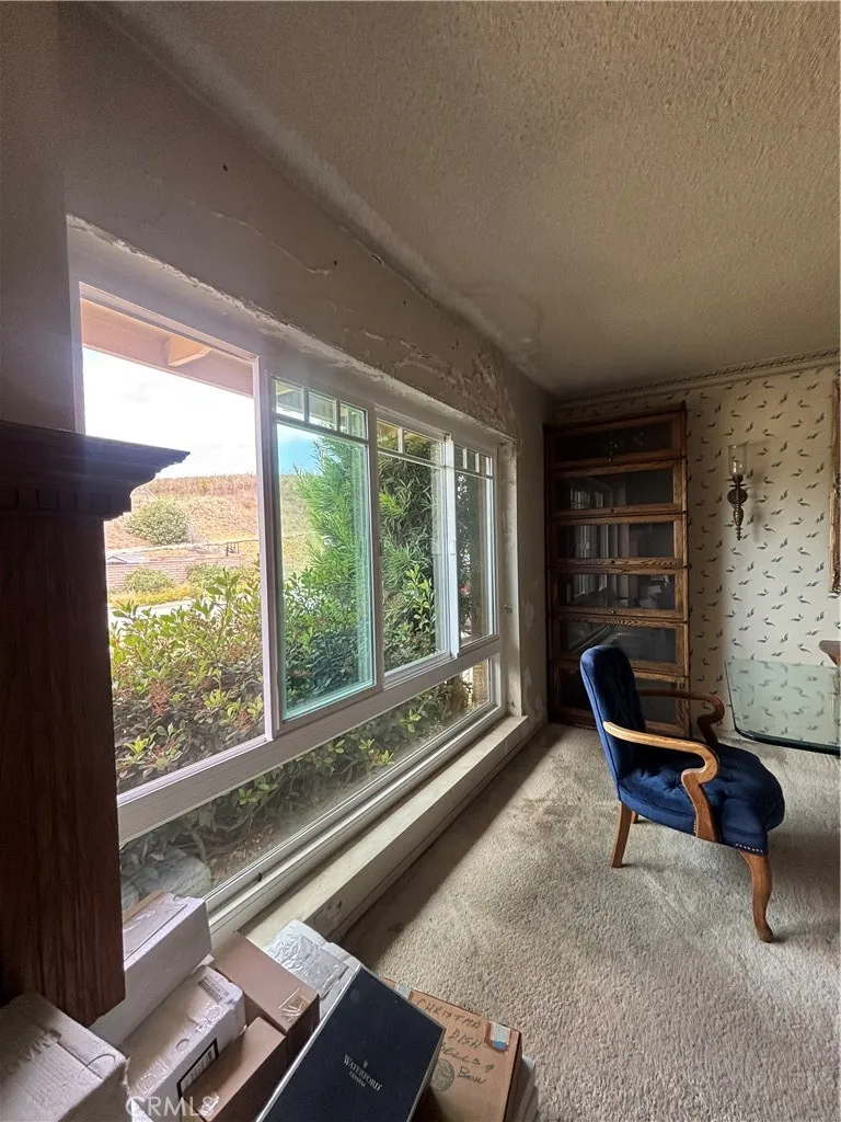 1524 Dover Avenue Thousand Oaks, CA 91360