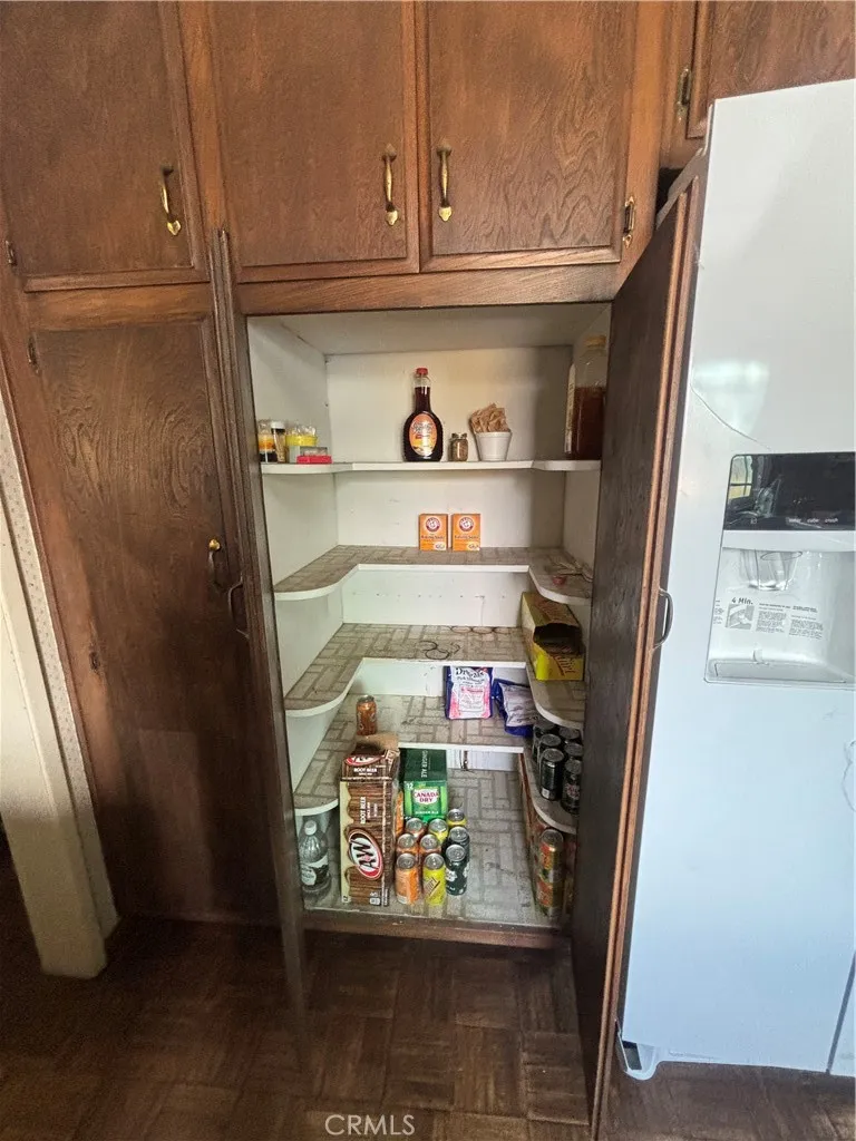 1524 Dover Avenue Thousand Oaks, CA 91360