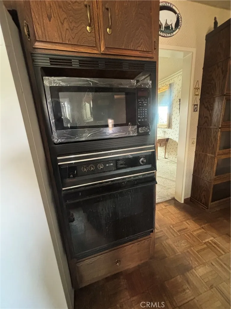 1524 Dover Avenue Thousand Oaks, CA 91360