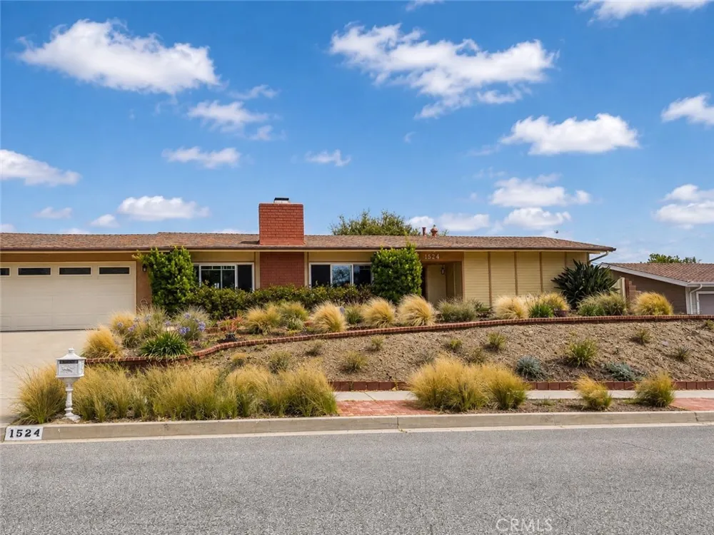 1524 Dover Avenue Thousand Oaks, CA 91360