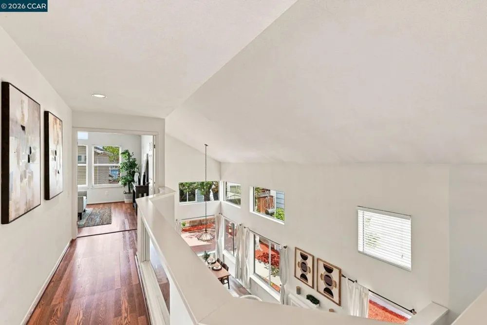 11 Seabreeze Dr Richmond, CA 94804