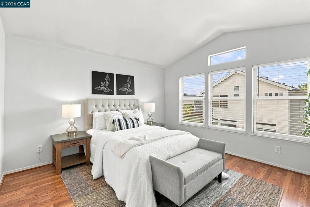 11 Seabreeze Dr Richmond, CA 94804