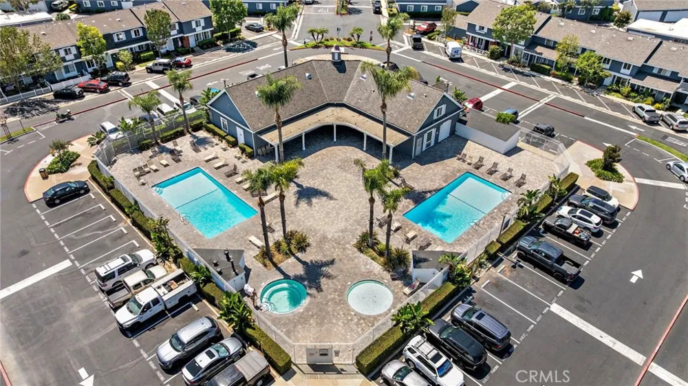 108 Danbury Costa Mesa, CA 92626