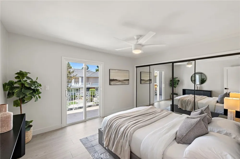108 Danbury Costa Mesa, CA 92626