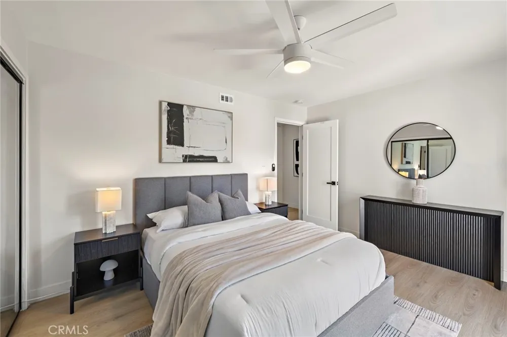 108 Danbury Costa Mesa, CA 92626