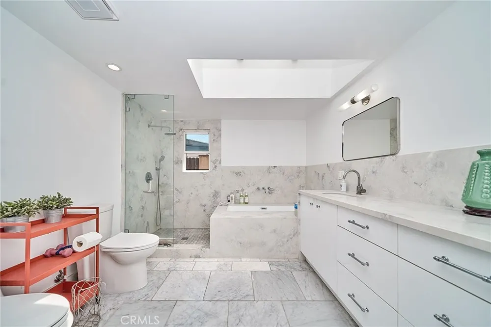 2532 Crooked Creek Diamond Bar, CA 91765