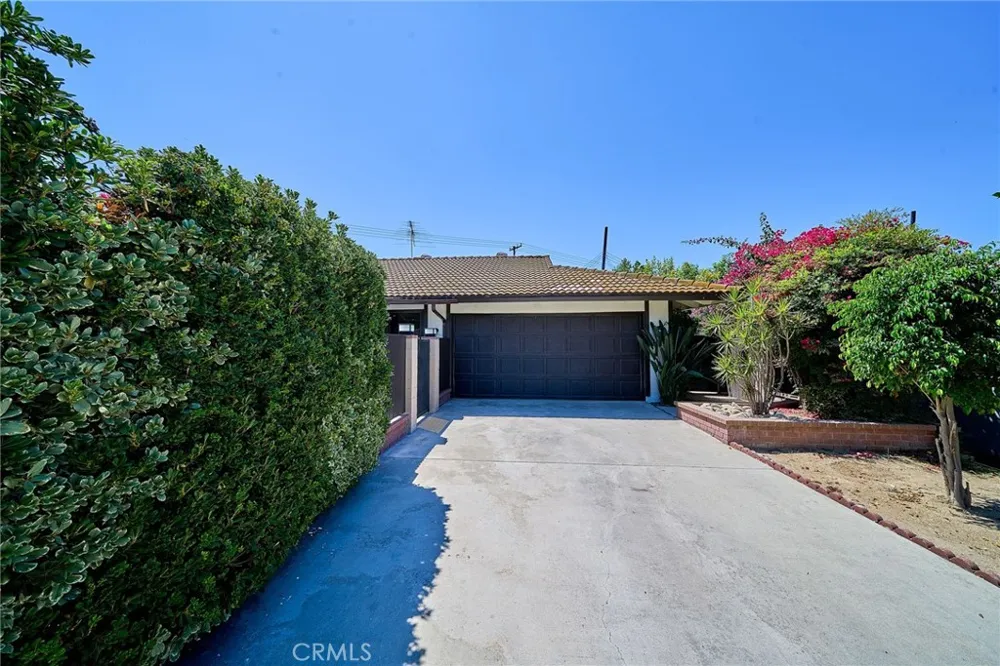 2532 Crooked Creek Diamond Bar, CA 91765