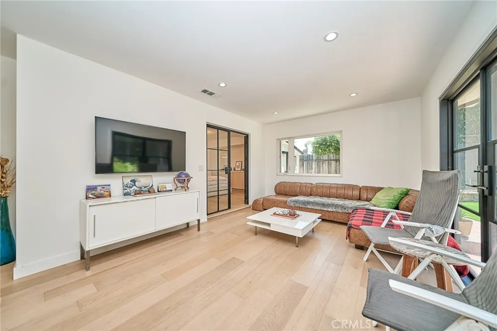 2532 Crooked Creek Diamond Bar, CA 91765