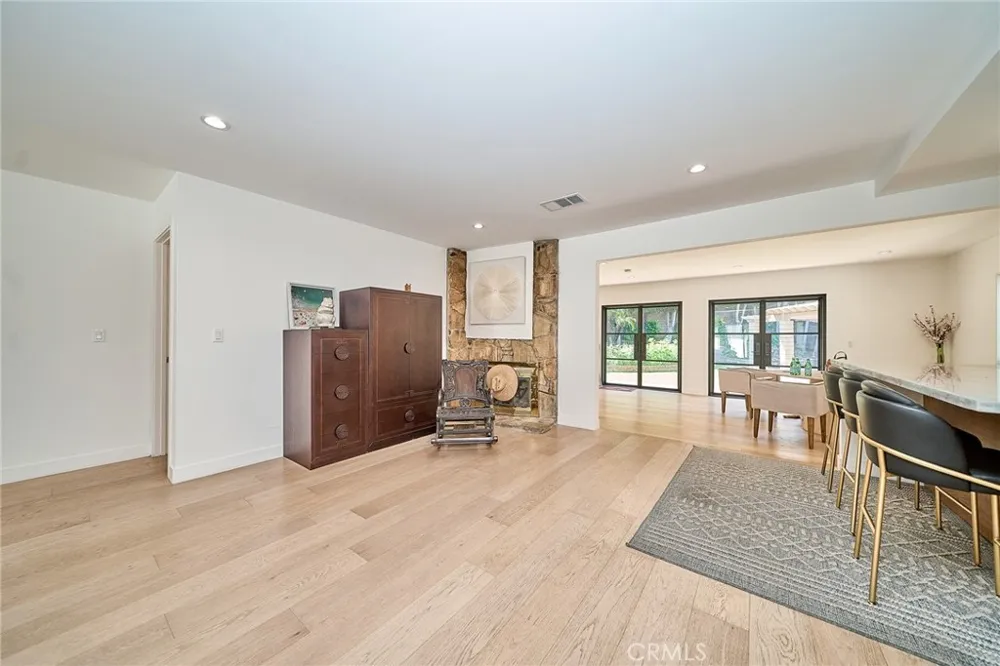 2532 Crooked Creek Diamond Bar, CA 91765