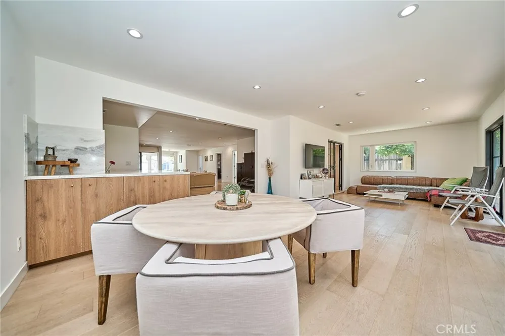 2532 Crooked Creek Diamond Bar, CA 91765