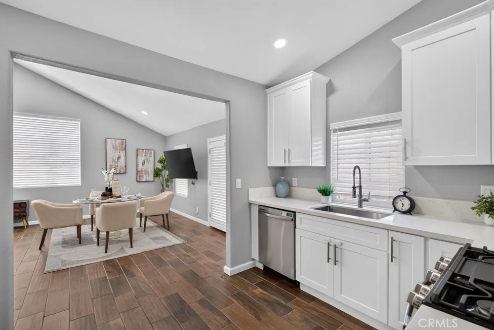 39747 Old Carriage Murrieta, CA 92563