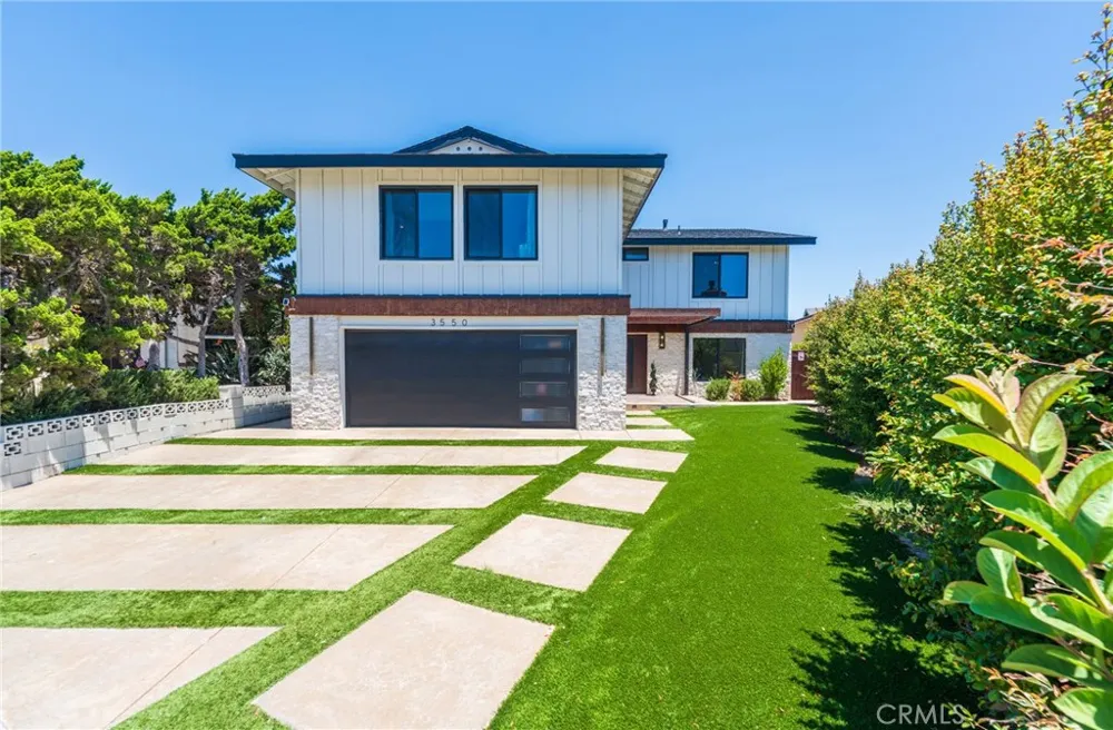 3550 Goldenrod Circle Seal Beach, CA 90740