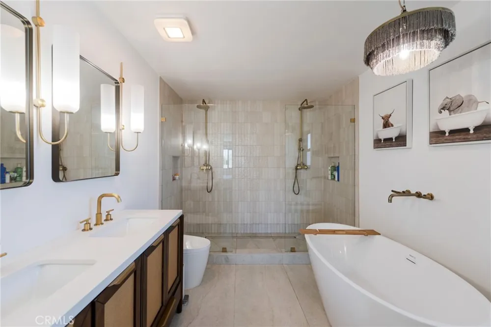 3550 Goldenrod Circle Seal Beach, CA 90740