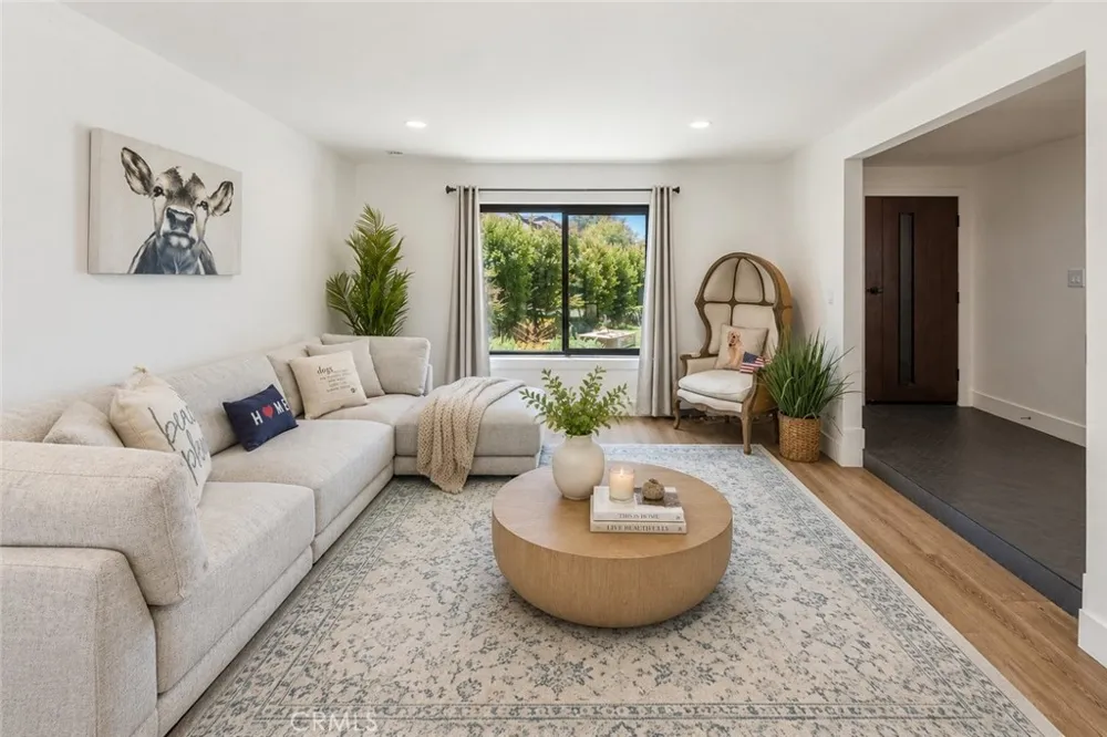 3550 Goldenrod Circle Seal Beach, CA 90740