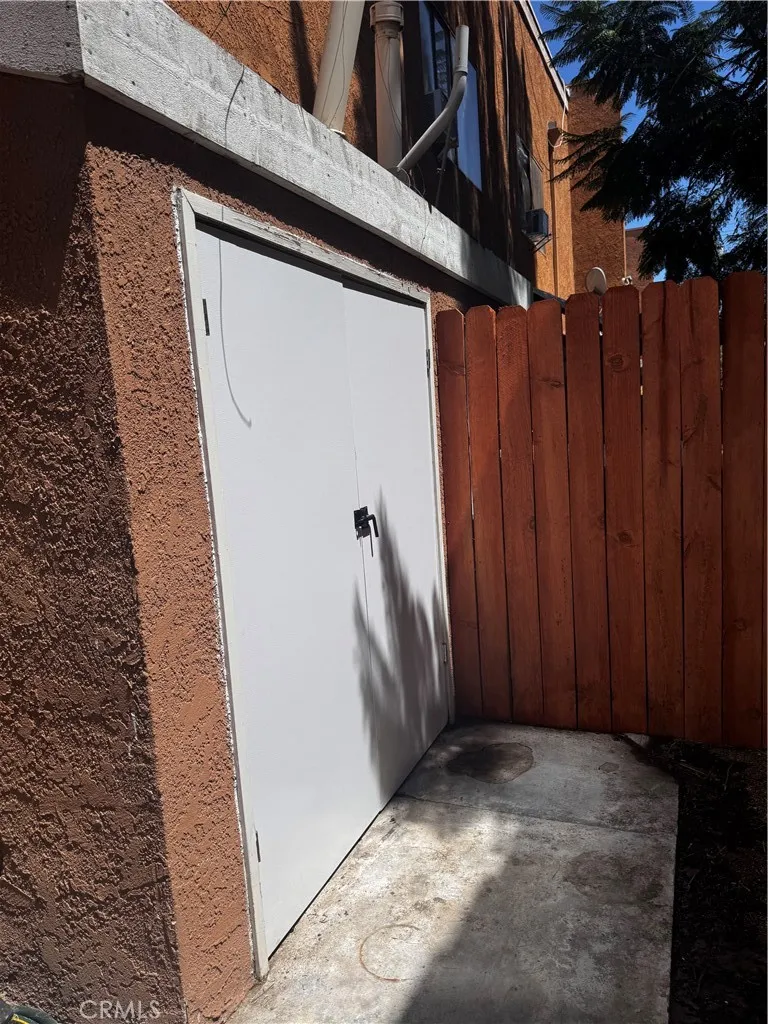 14033 Anderson Paramount, CA 90723