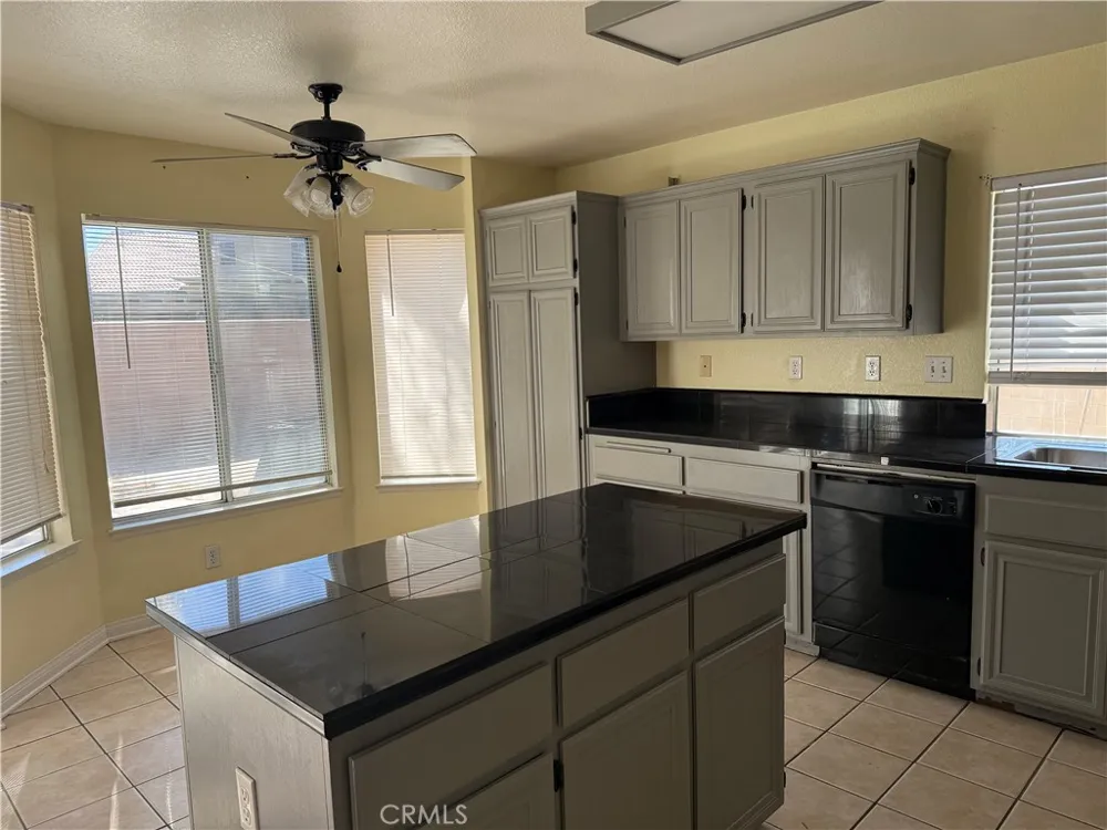 828 Greenwich Court Hemet, CA 92545