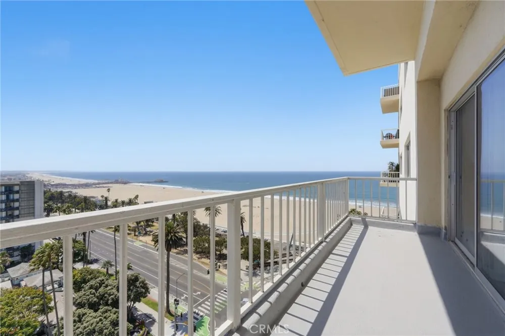 101 California #1104 Santa Monica, CA 90403
