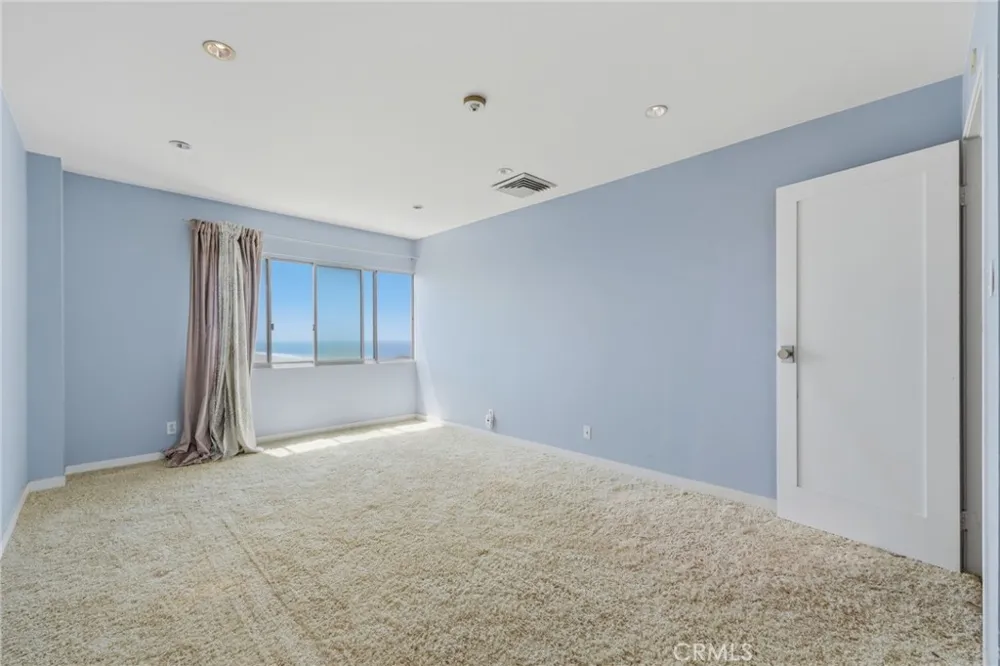 101 California #1104 Santa Monica, CA 90403