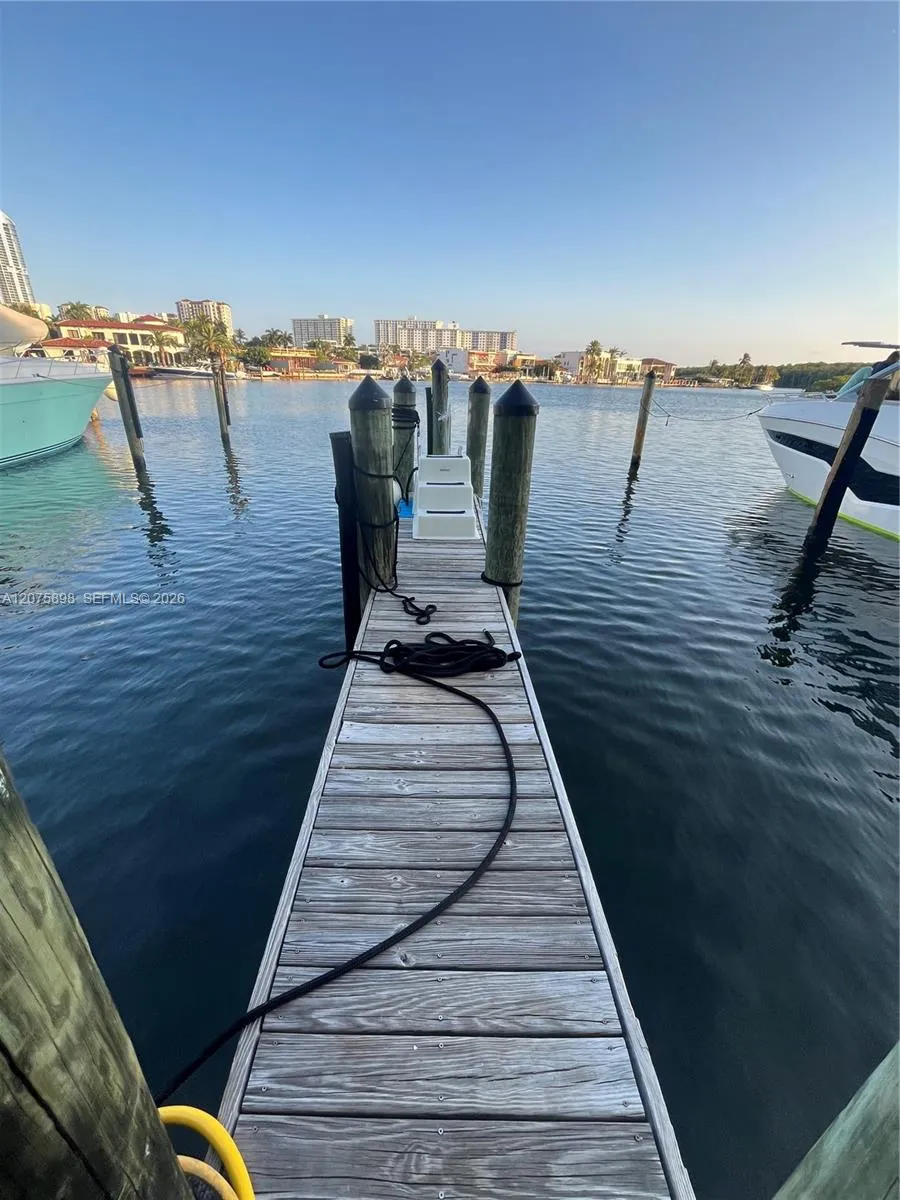 400 Sunny Isles Blvd Sunny Isles Beach, FL 33160