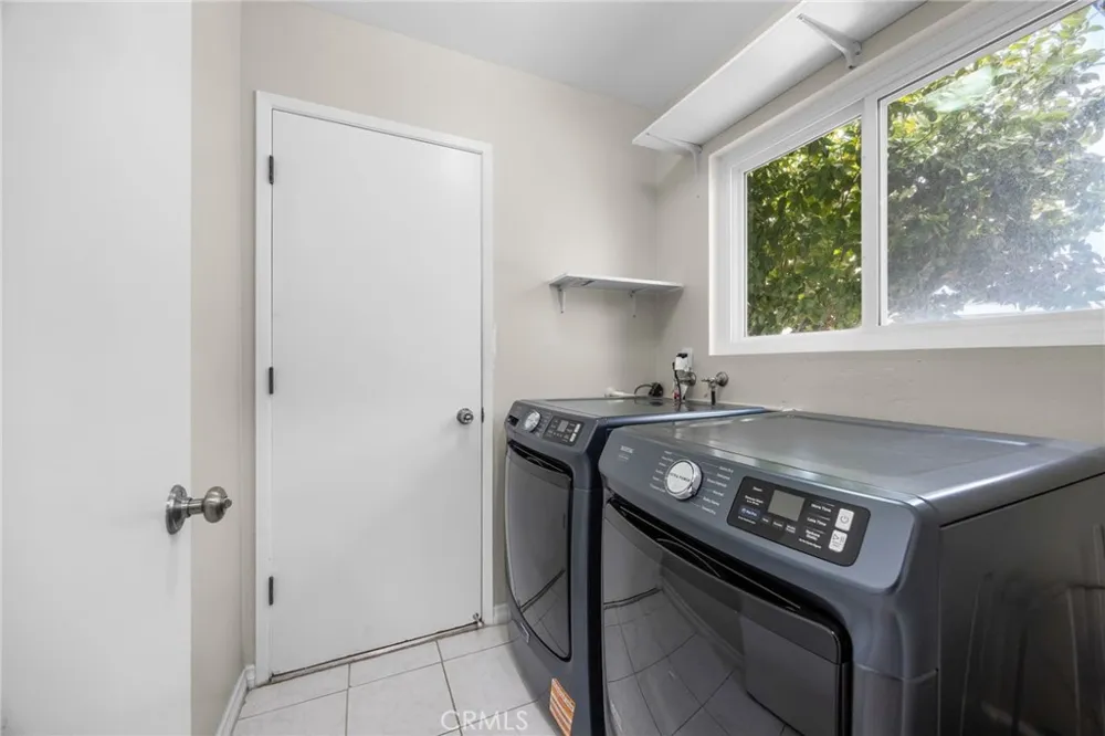 520 S Adria Anaheim, CA 92802