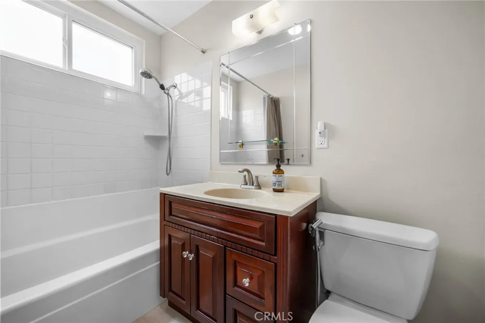 520 S Adria Anaheim, CA 92802