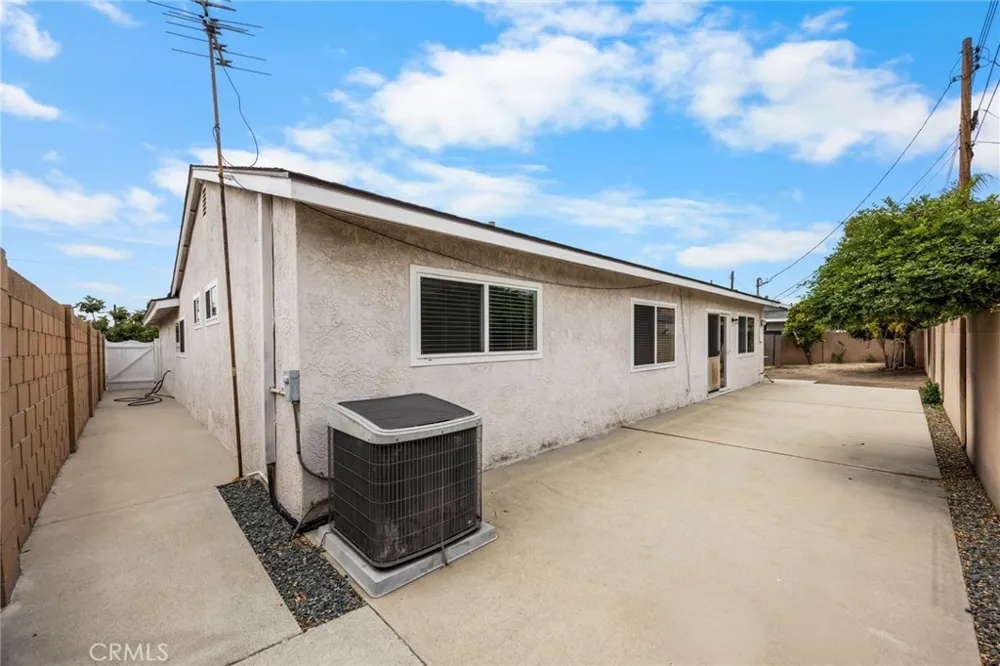 520 S Adria Anaheim, CA 92802