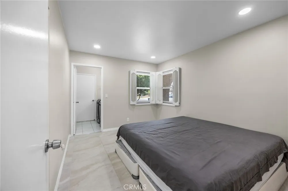 520 S Adria Anaheim, CA 92802