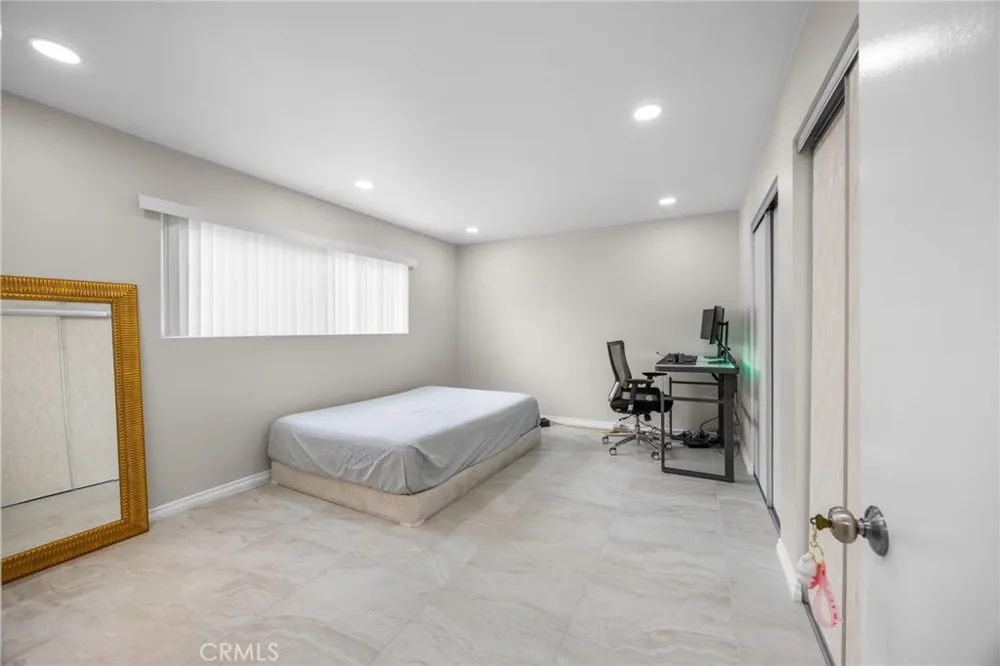 520 S Adria Anaheim, CA 92802