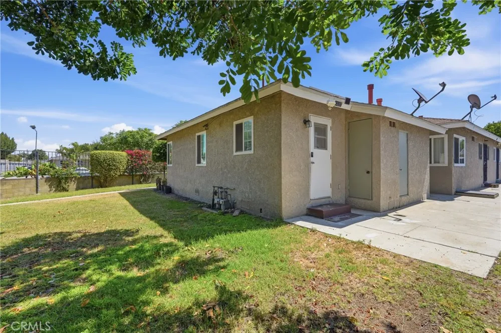 23201 Anchor Carson, CA 90745