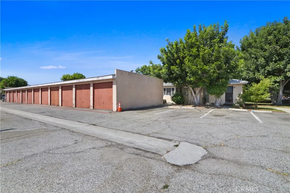 23201 Anchor Carson, CA 90745