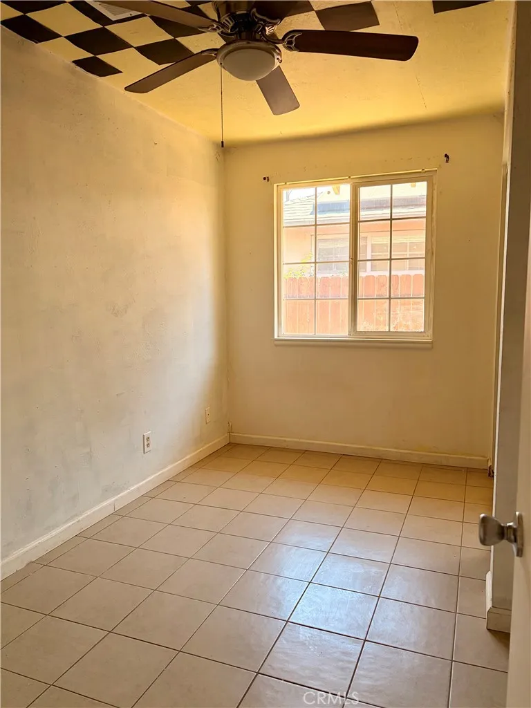 2581 E Gerard Merced, CA 95341