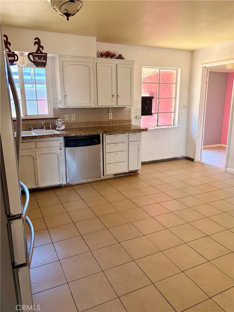 2581 E Gerard Merced, CA 95341