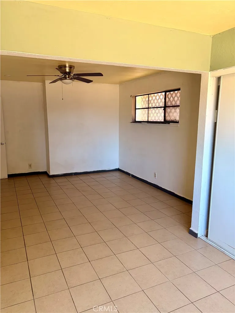2581 E Gerard Merced, CA 95341