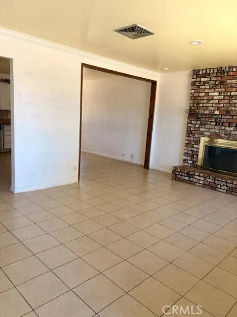 2581 E Gerard Merced, CA 95341