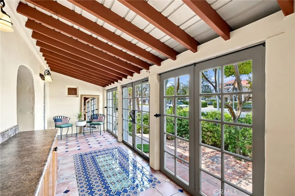 1324 E Chapman Orange, CA 92866