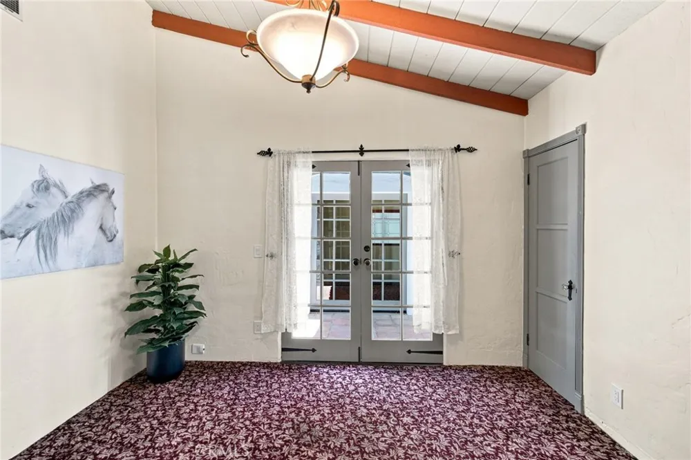 1324 E Chapman Orange, CA 92866