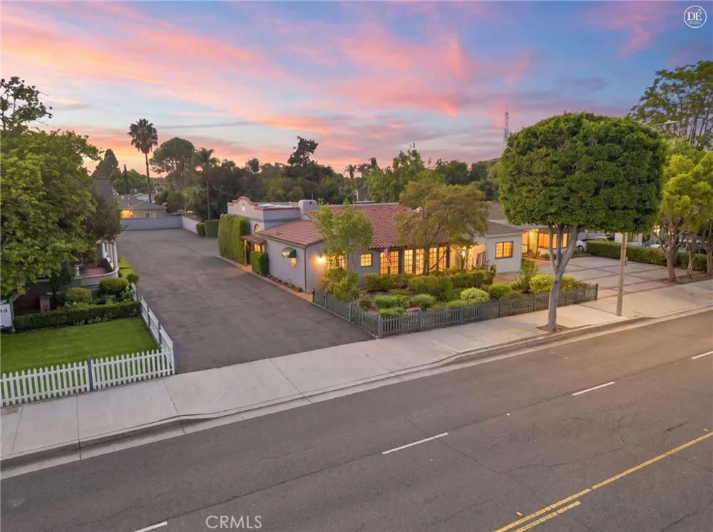 1324 E Chapman Orange, CA 92866