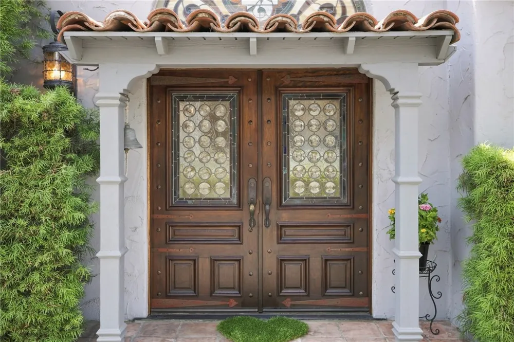 1324 E Chapman Orange, CA 92866